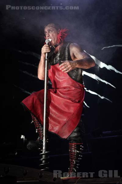 RAMMSTEIN - 2009-12-09 - PARIS - Bercy - 